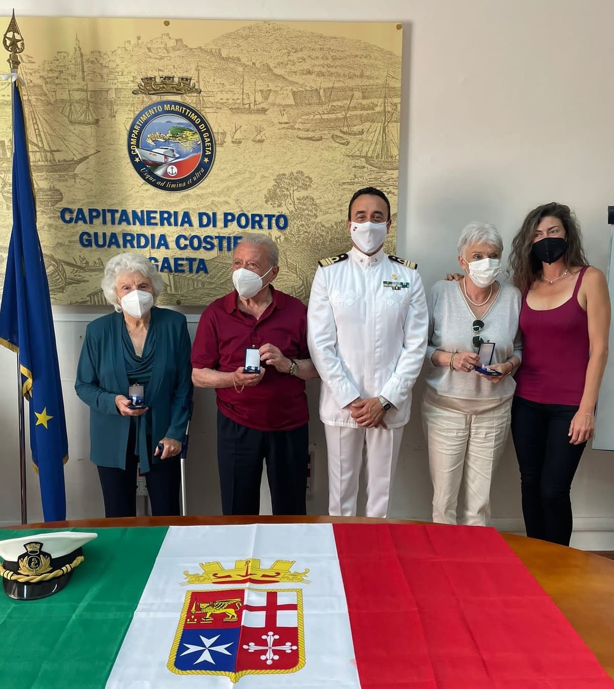 Gaeta: Medaglie d'oro di lunga navigazione a tre marittimi locali Magliozzi, Ferrone e Vanni