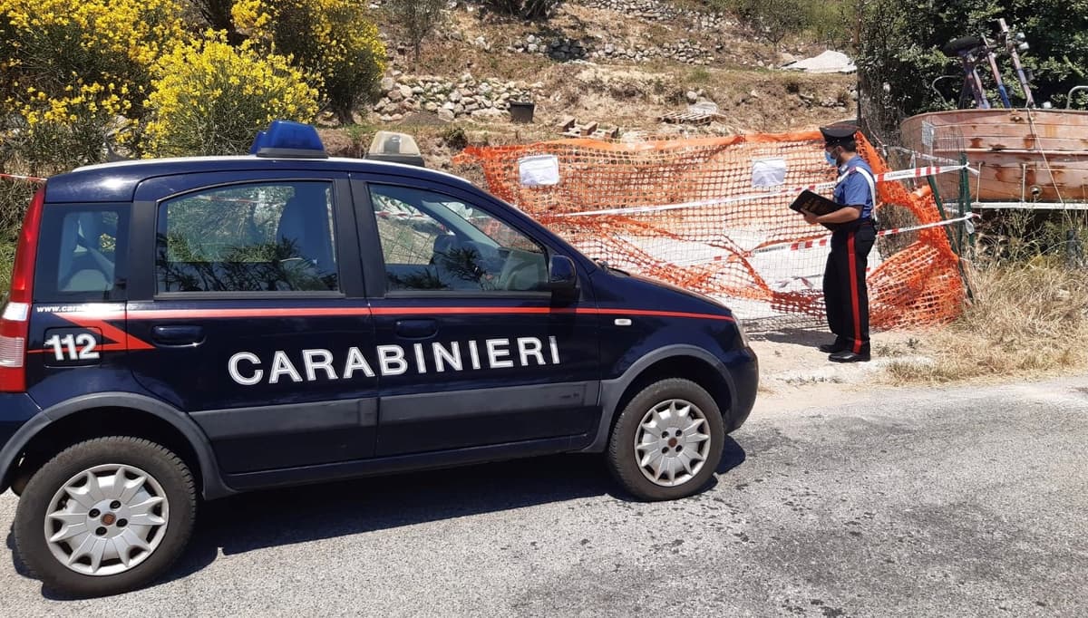 Ponza, violazione dei sigilli. Denunciate tre persone