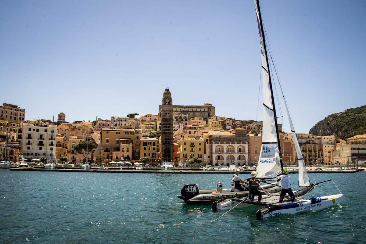 Allenamenti nel Golfo di Gaeta - La vela italiana conquista una storica medaglia d’Oro alle Olimpiadi Giapponesi grazie a Tita-Banti