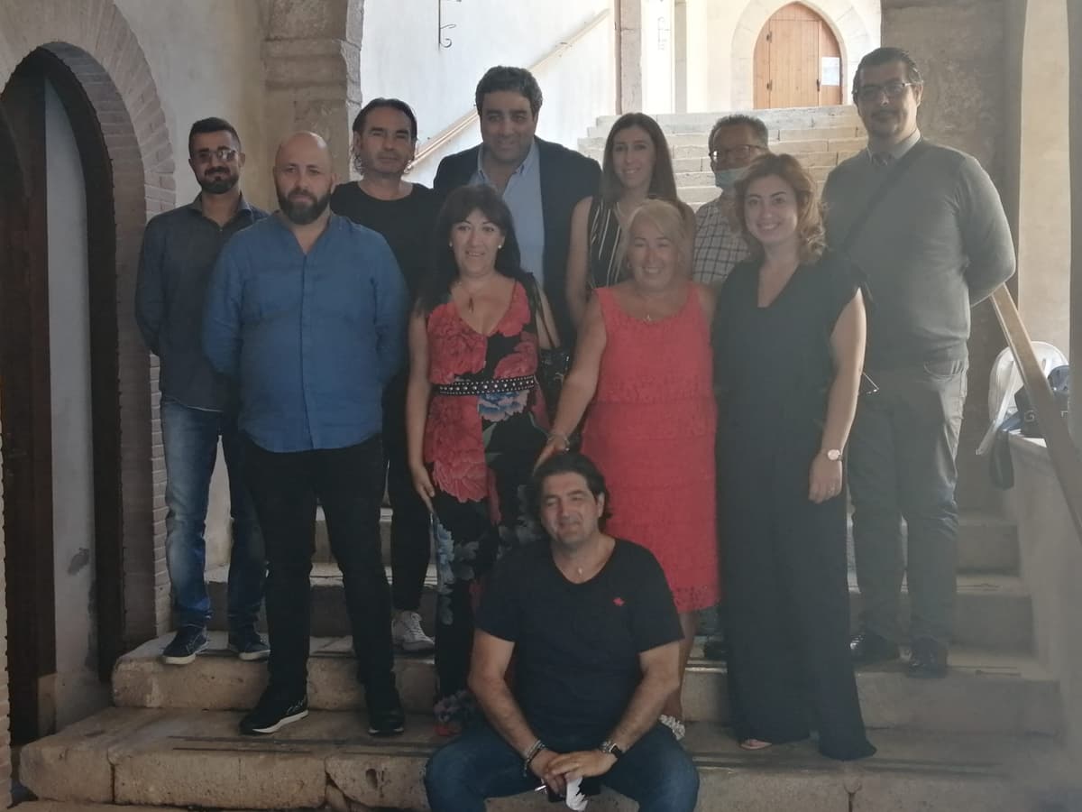 MINTURNO, PINO D'AMICI PRESENTA I CANDIDATI DELLE SUE LISTE: FdI, MINTURNO DOMANI, MINTURNO LIBERA E D'AMICI SINDACO
