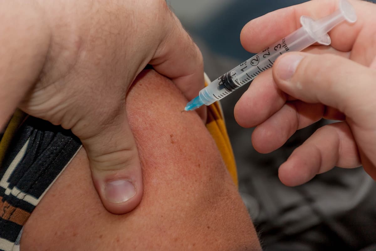 Vaccini a persone che vivono in situazione di marginalità sociale