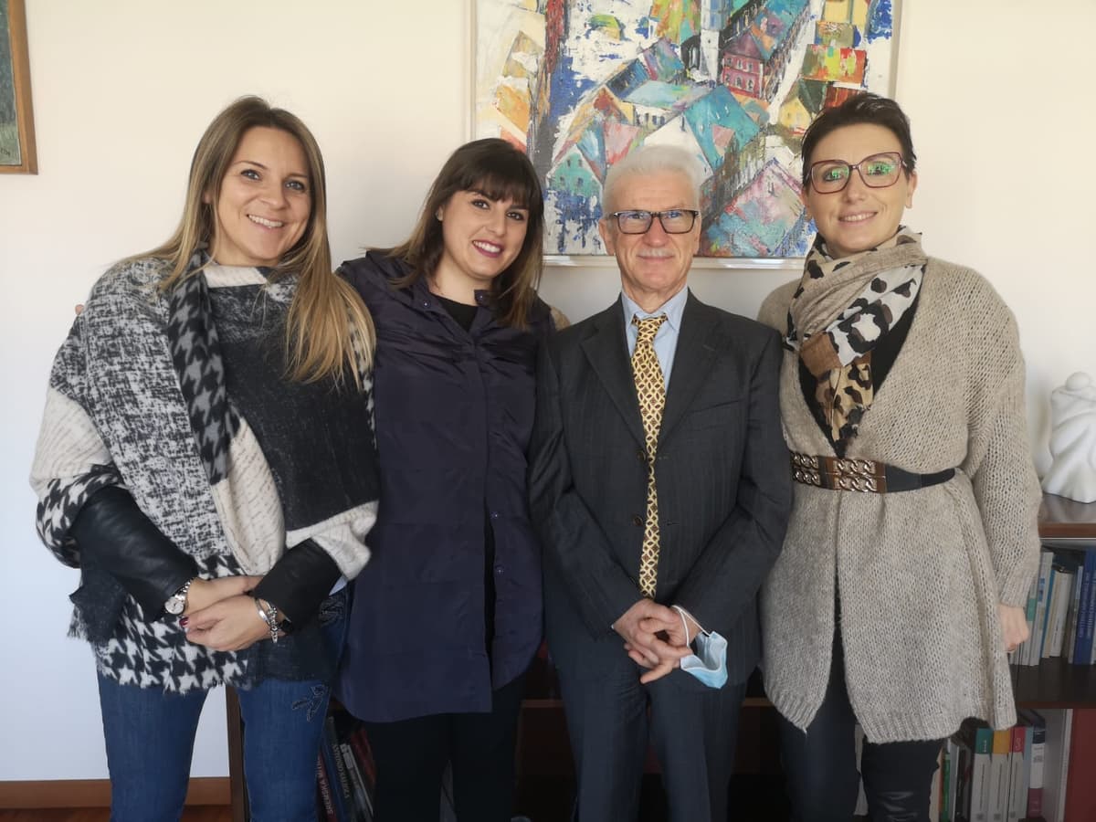 Fondi: Studenti a lezione di prevenzione del femminicidio e testimonianza di un orfano