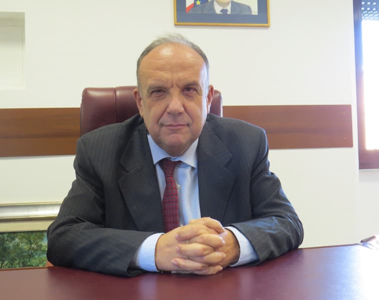 Gaeta: Guardia Costiera sequestra d'ordine della Procura lido abusivo sulla spiaggia di Sant'Agostino
