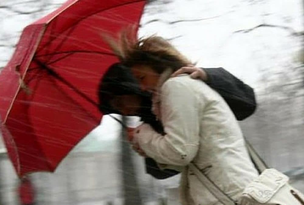 Meteo: Maltempo da domani temporali al Centro Nord e venti forti al Sud e sulle isole