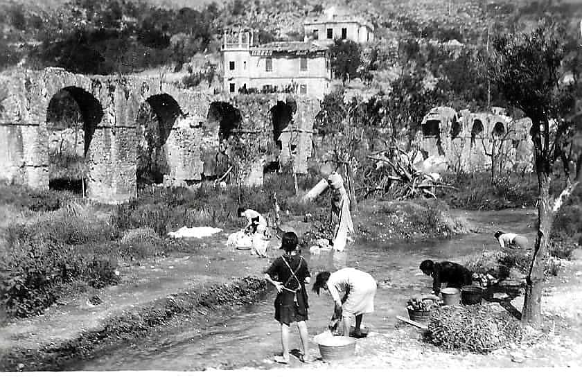 L'ACQUEDOTTO ROMANO DI FORMIA IN UNA INEDITA E RARISSIMA IMMAGINE