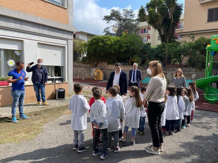 Formia: inaugurata nuova area giochi della scuola primaria Gianni Rodari nel quartiere San Pietro