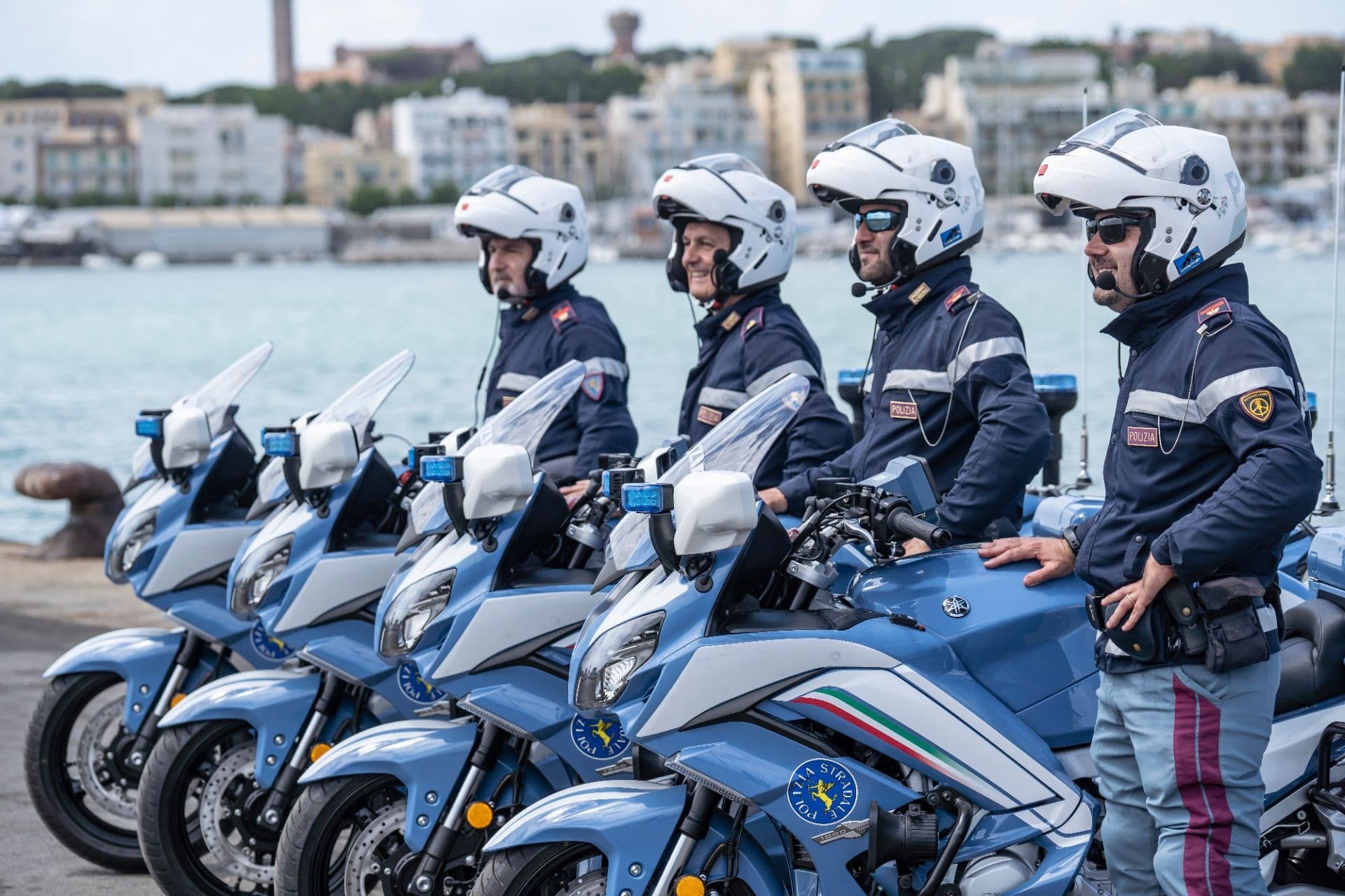 Polizia: nel mese di agosto sulle strade raffiche di controlli e di sanzioni da parte degli agenti