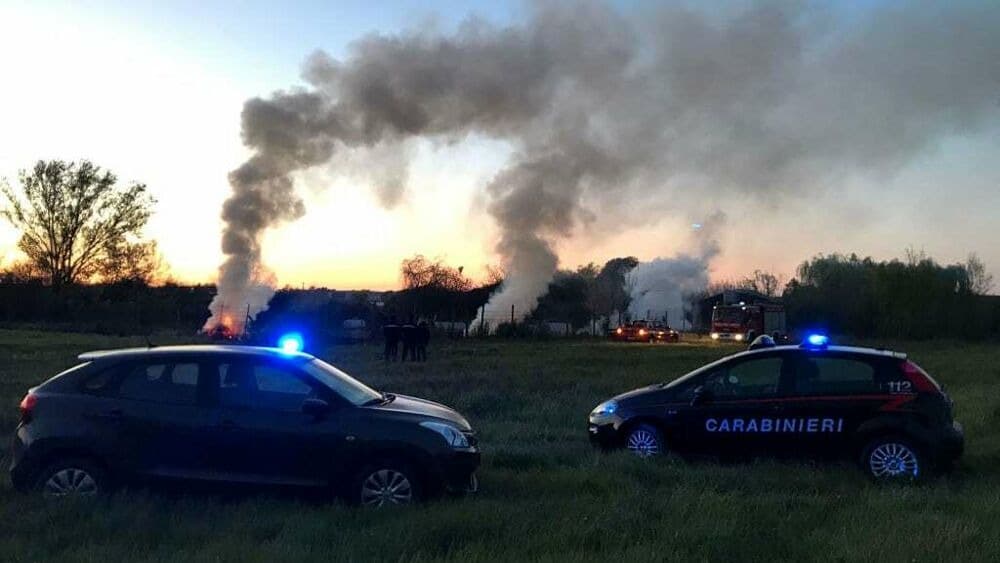 Sorpresi a bruciare rifiuti speciali a Santi Cosma e Damiano