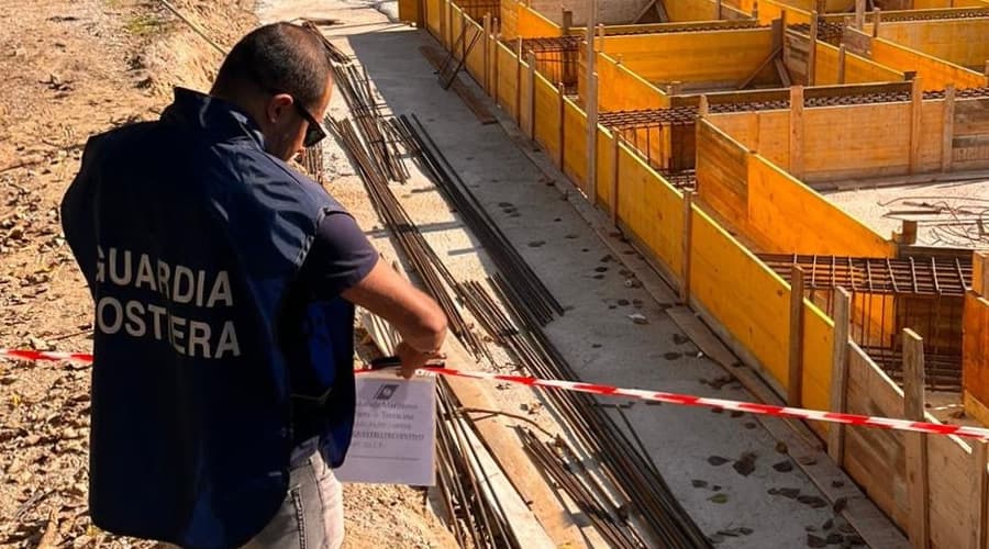 Guardia Costiera: Sequestro in prossimità del litorale