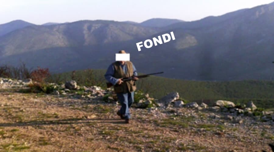Fondi, dovrà rispondere di caccia in area protetta, porto di arma senza giustificato motivo ed altri reati
