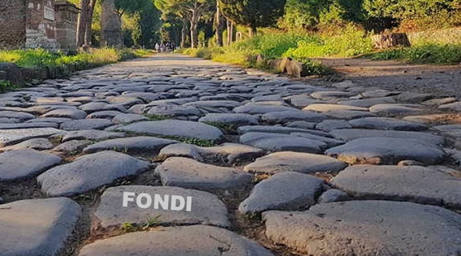 Fondi: trekking sulla Via Appia Antica
