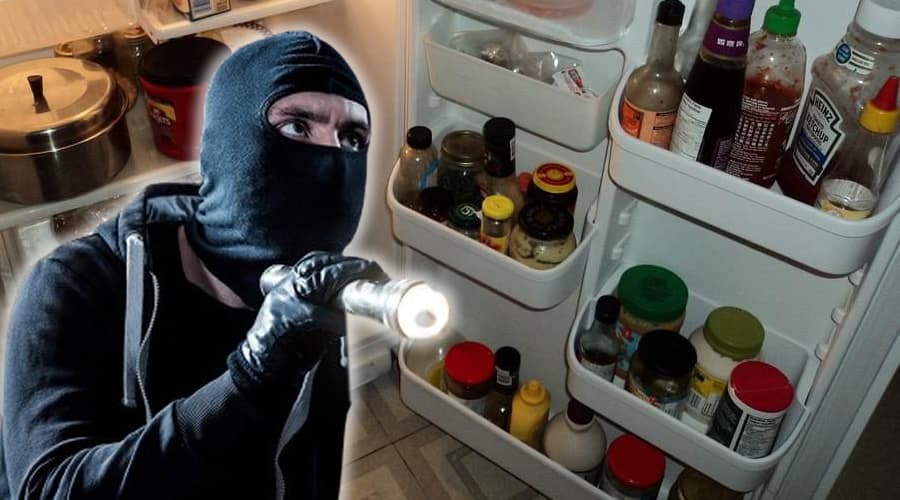 Ladri in azione - Svaligiati frigoriferi ed appartamenti