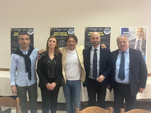 Marina di Minturno: campagna elettorale per le Europee di Fratelli d'Italia.