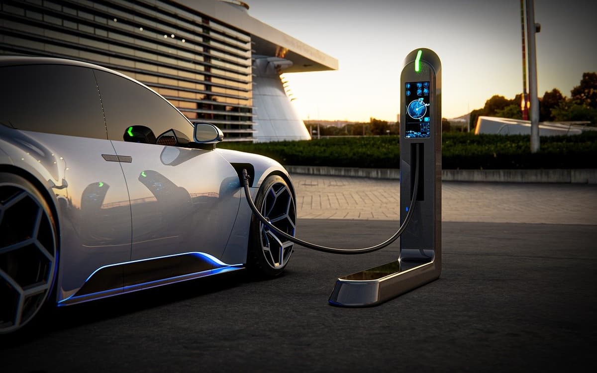 Rivoluzione delle Batterie nelle auto: Ricarica in Solo 9 Minuti