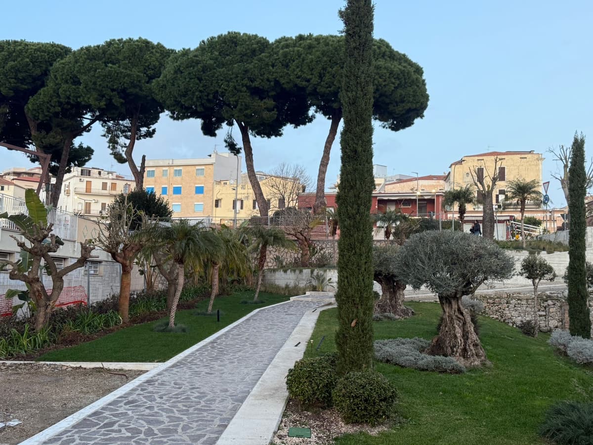 Gaeta - Completamento area bassa ex Avir e ultimazione percorso pedonale Piazza Mazzini-Corso Italia