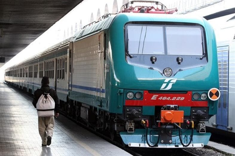 Sciopero Nazionale del Trasporto Ferroviario il 23 Maggio 2025: Disagi su Alta Velocità, Lunga Percorrenza e Servizi Regionali