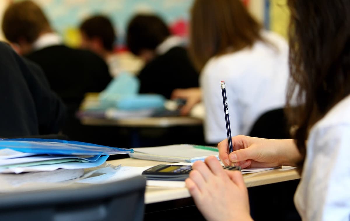Scuola in Italia: 431.000 giovani hanno solo la terza media. Il divario tra Nord e Sud
