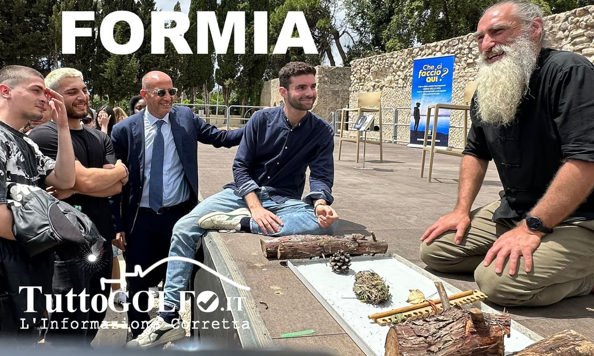 Folco Terzani incanta gli studenti a Formia: grande successo all’Area Archeologica di Caposele per il ciclo “Che ci faccio qui?”