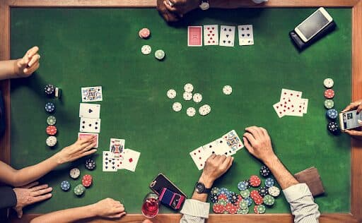 Allenare la mente giocando: il gioco online e la stimolazione di abilità cognitive