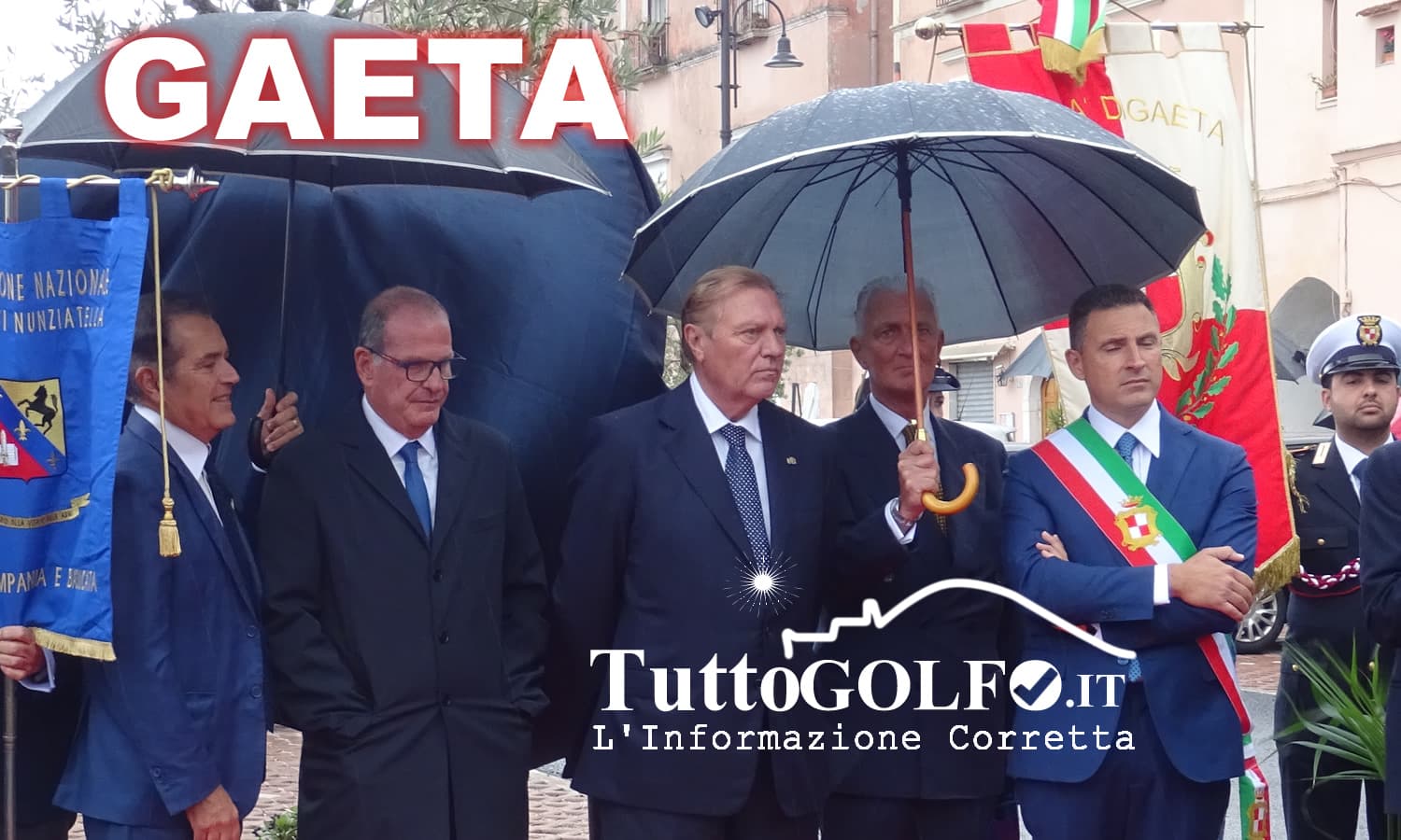 Gaeta - Scoperta targa della Piazza 5 febbraio 1861 alla presenza del principe Carlo di Borbone