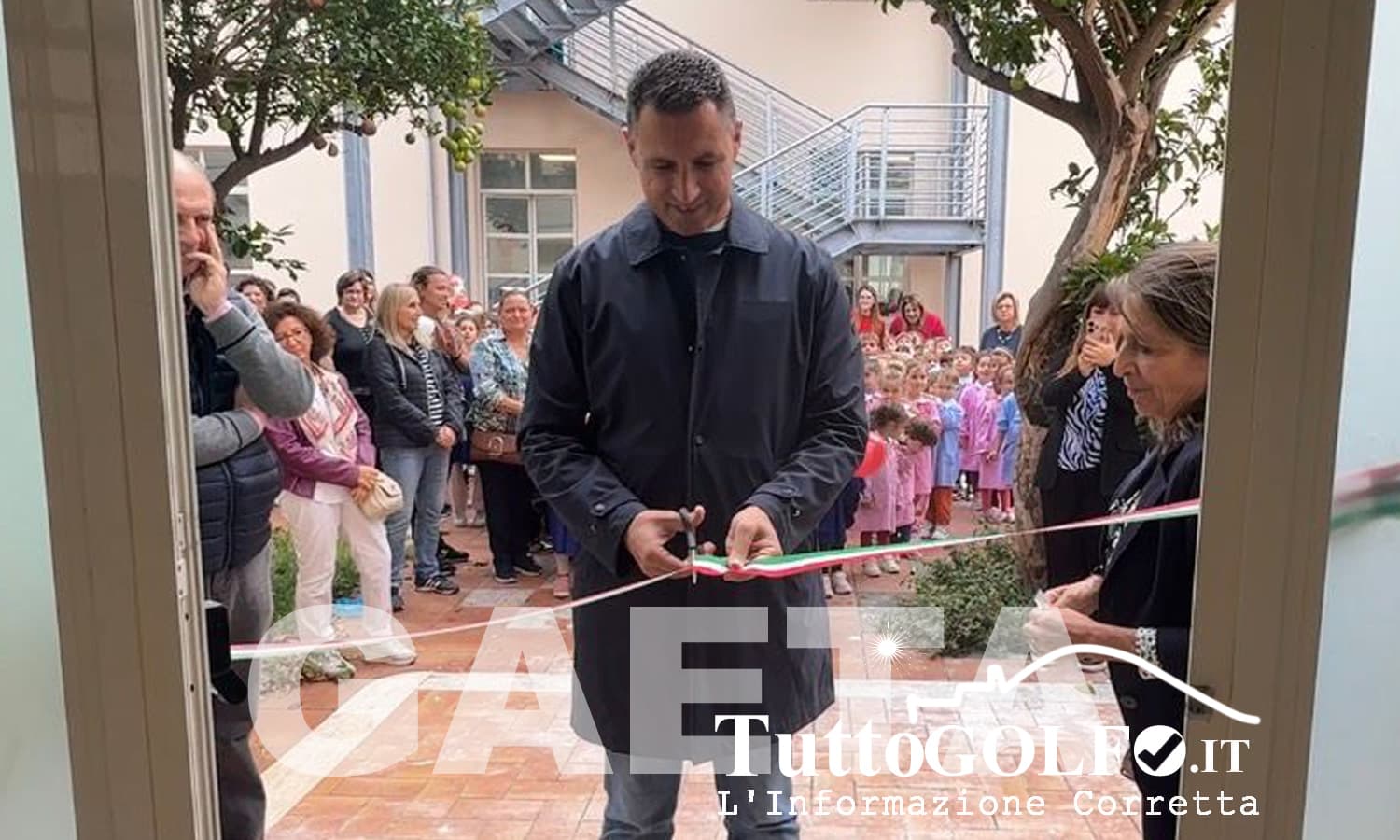 Gaeta - Consegnata alla scuola elementare Virgilio la riqualificata e moderna palestra