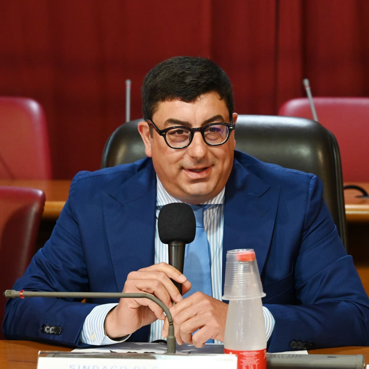Formia: secondo l'opposizione il Sindaco scappa. Risponde il Sindaco Gianluca Taddeo: "Il mio tempo per la città".