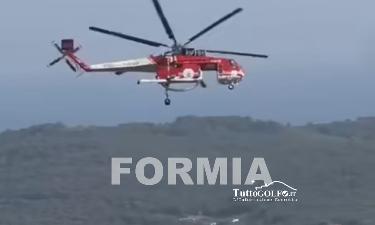 Formia, vasto incendio boschivo a Castellonorato: in fiamme cinque ettari di macchia mediterranea