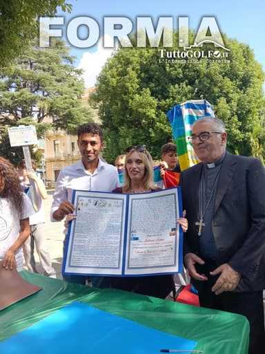 A Formia la Fiaccola della Pace: scuola, istituzioni e comunità insieme per la Giornata Internazionale della Pace