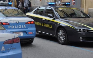 “Compro oro” nel mirino della Guardia di finanza: accertate violazioni antiriciclaggio