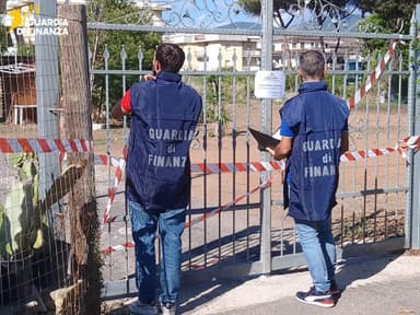 Sequestrato un terreno adibito a parcheggio abusivo
