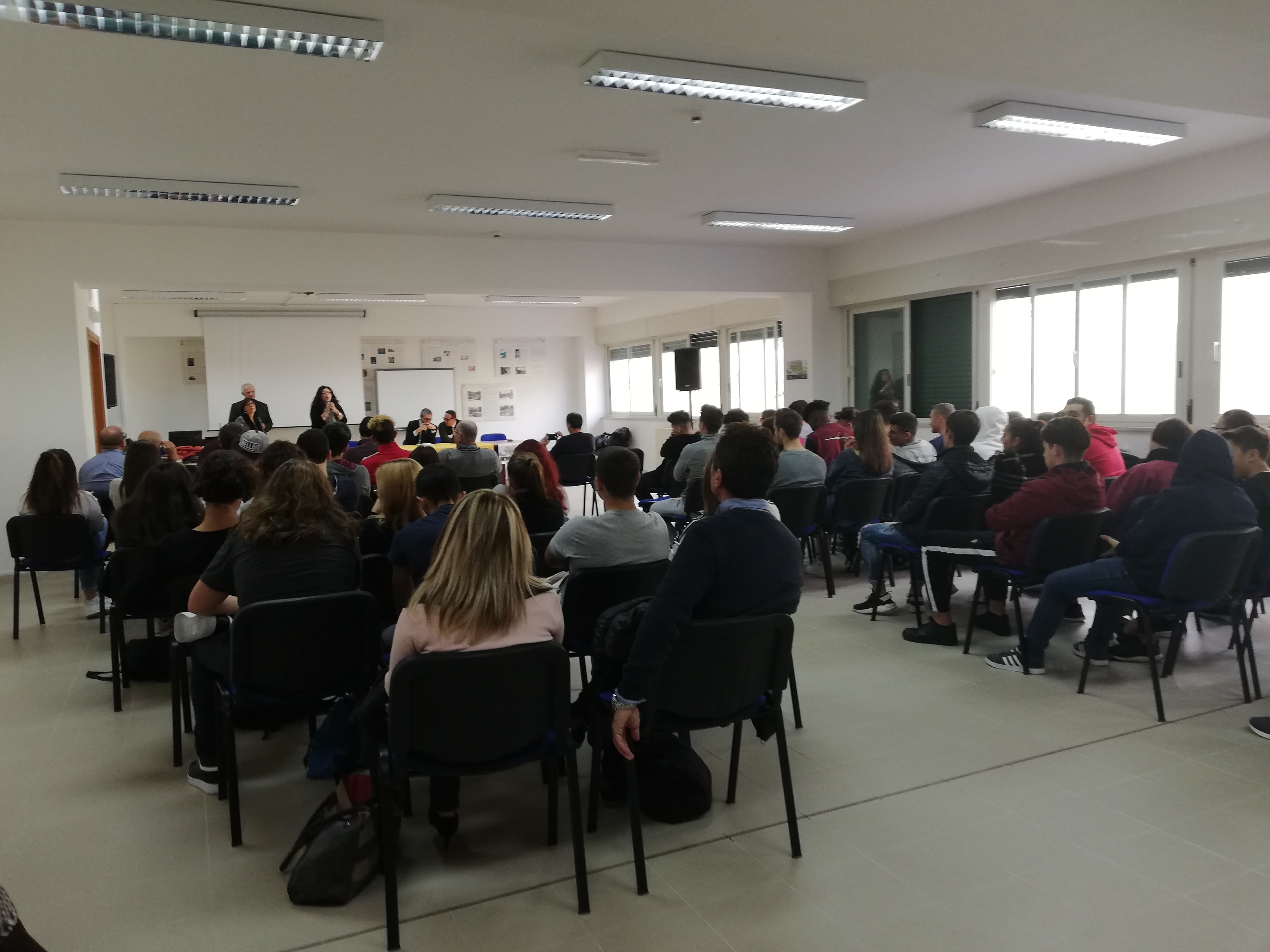 FESTA DELL'ALBERO ALL'ISTITUTO TALLINI DI FORMIA