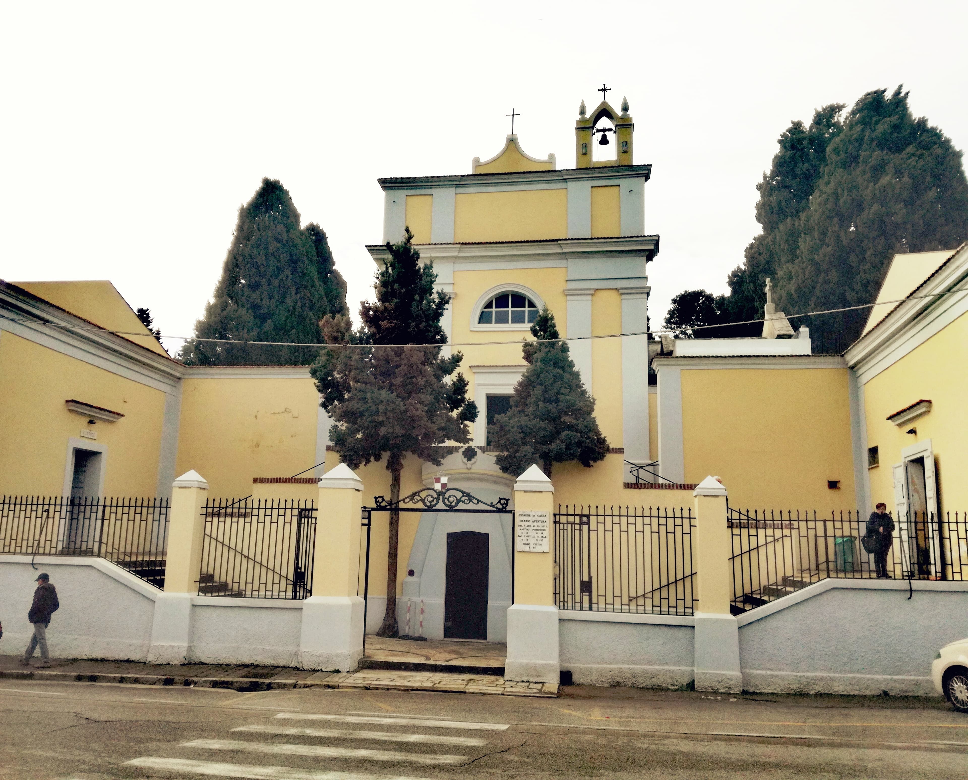 Cimitero di Gaeta: iniziati i lavori di costruzione di 240 nuovi loculi e 80 cellette ossari
