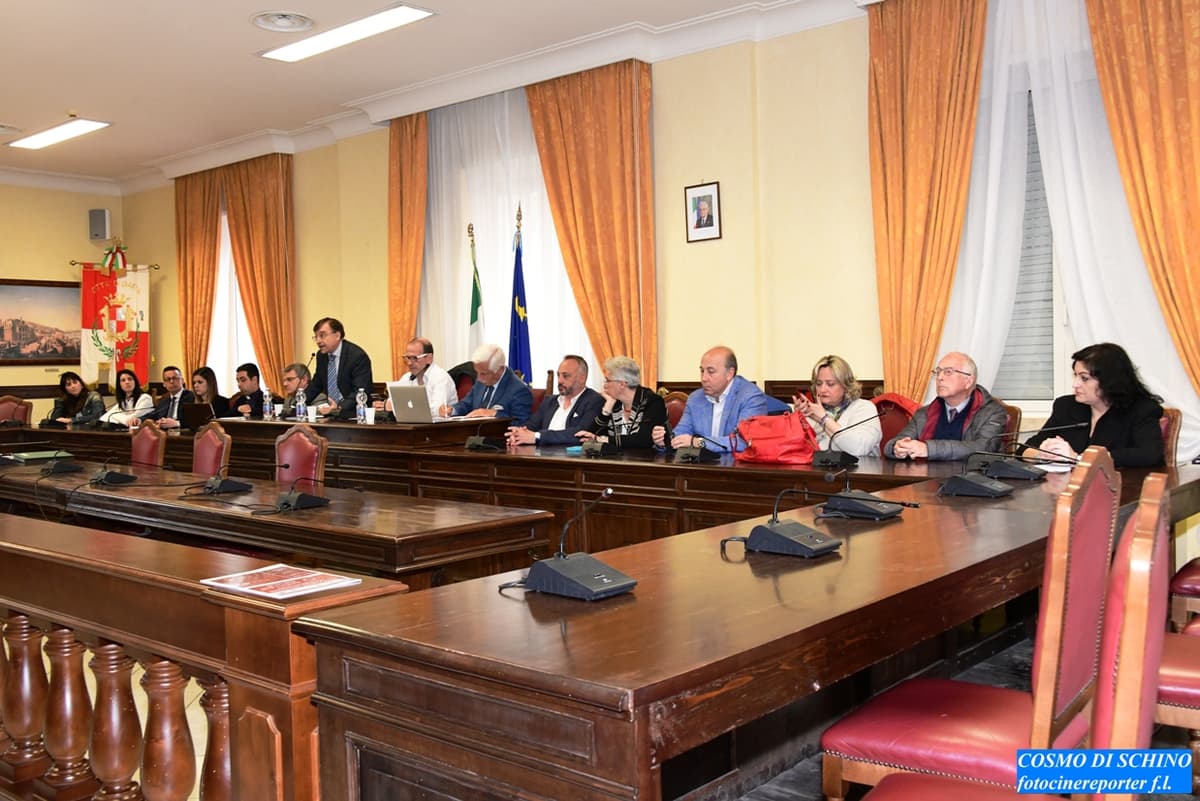 Scuola delle Istituzioni - gestione degli Enti Pubblici, a Gaeta l`evento