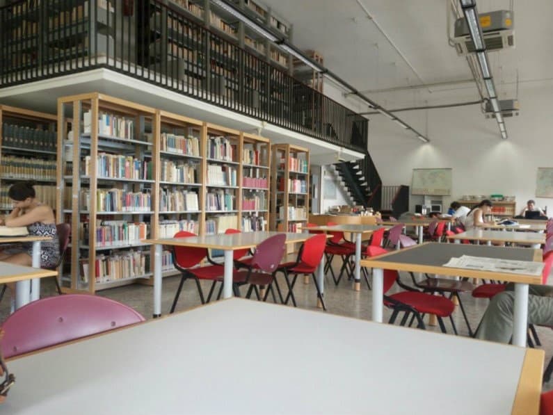 Sabato presso la biblioteca di Formia l`evento tra segni, colori e suoni
