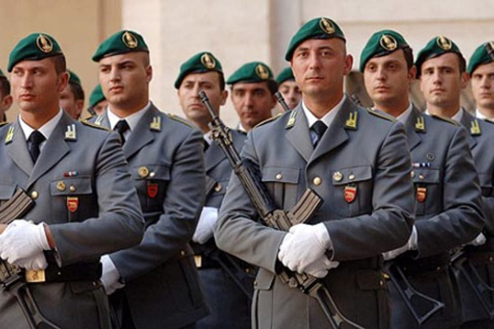 GDF, pubblicato il bando di concorso per titoli ed esami di 965 allievi