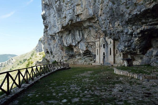 I tesori nascosti del Golfo di Gaeta: l'Eremo dedicato a San Michele Arcangelo