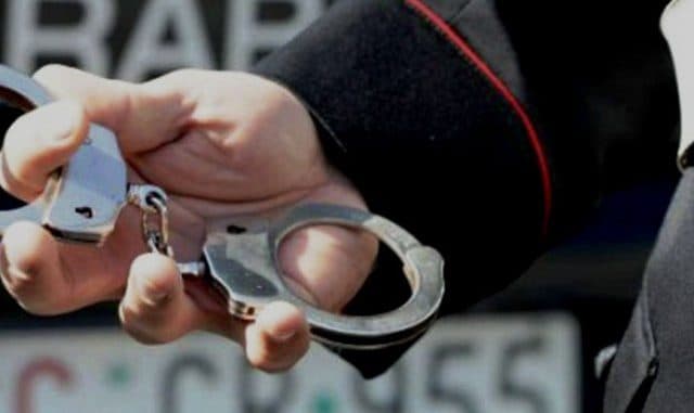 Minturno, arrestato su mandato dell'autorità giudiziaria