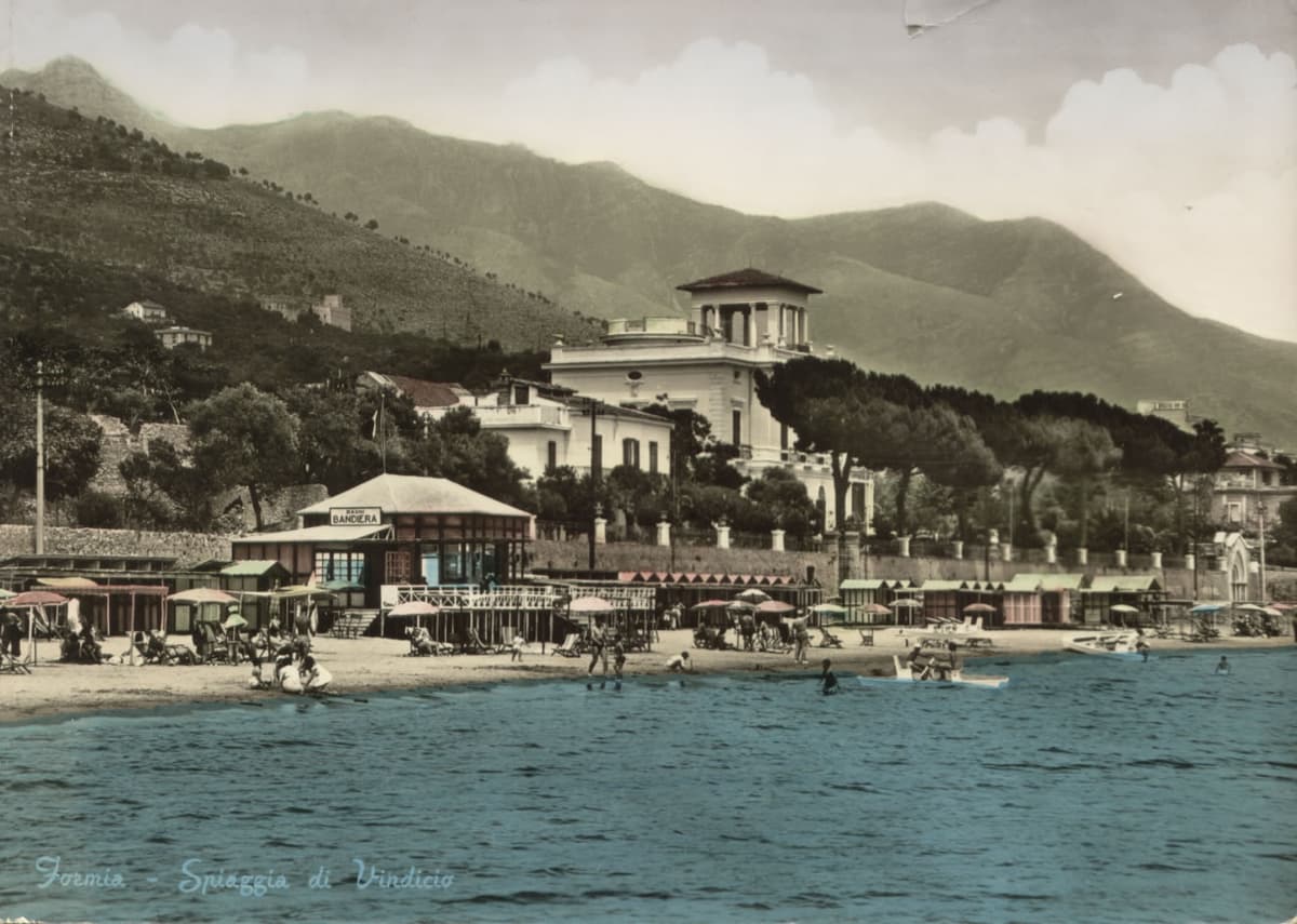 LO STABILIMENTO BALNEARE BANDIERA