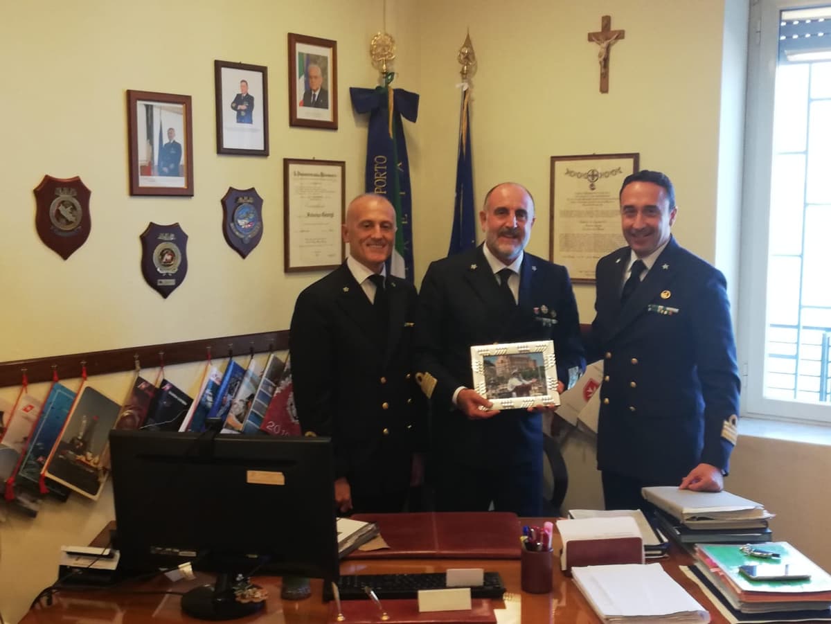 Il Direttore marittimo del Lazio in visita nel Compartimento di Gaeta