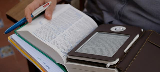 Gaeta, partono le domande per l'accesso al contributo per l'acquisto dei testi scolastici