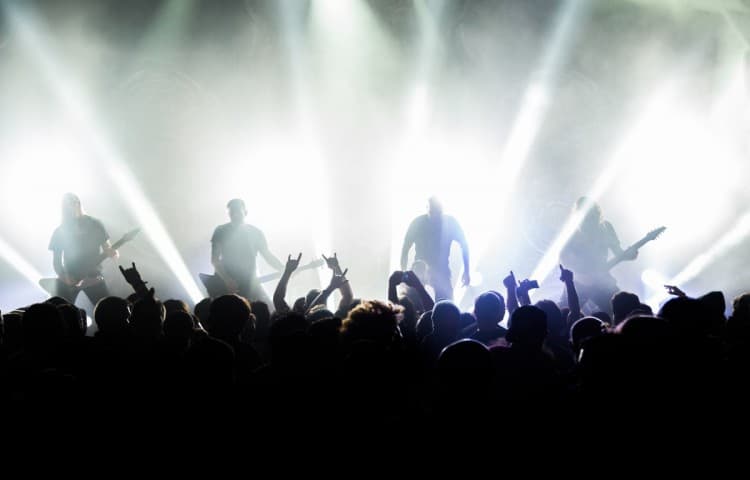 Formia, in arrivo cinque concerti metal per il Phoneix Fest