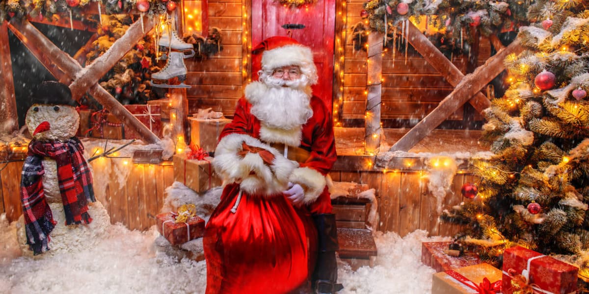 La magia del Natale a Santi Cosma e Damiano: torna il Villaggio di Babbo Natale e il concerto dell'Immacolata