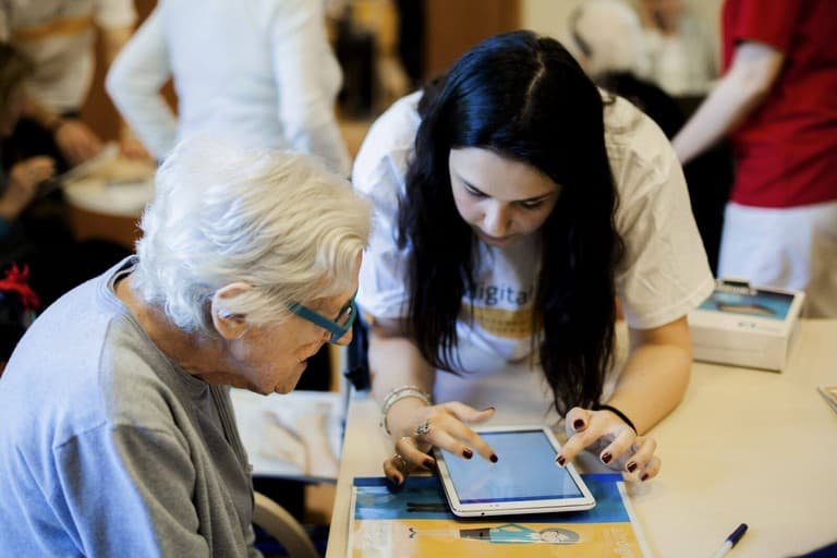 Minturno - Si conclude il progetto pilota di Confconsumatori “Bella Nonno!”