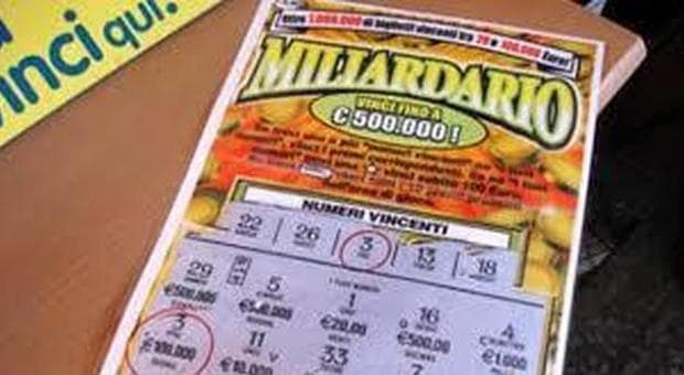 FORMIA - Anziana vince 300 mila euro al Gratta&Vinci
