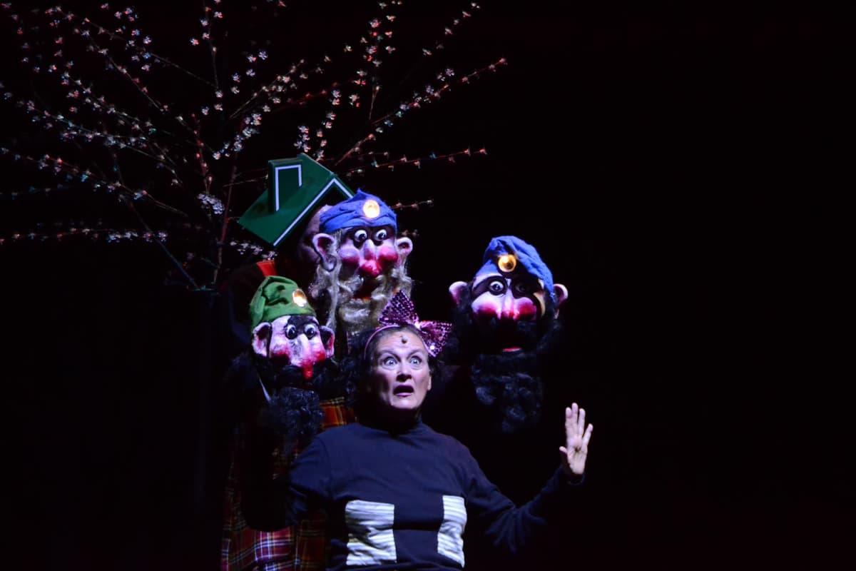 Formia - Per la stagione Famiglie a Teatro arriva "La mela rossa di Biancaneve"