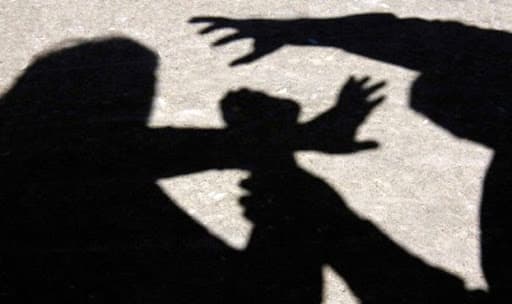 ITRI: TRATTO IN ARRESTO PER MALTRATTAMENTI IN FAMIGLIA E MINACCE