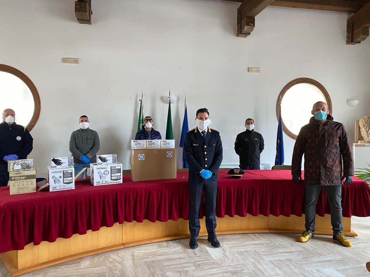 ITRI: donate mille mascherine e mille paia di guanti dall'Asd I Briganti