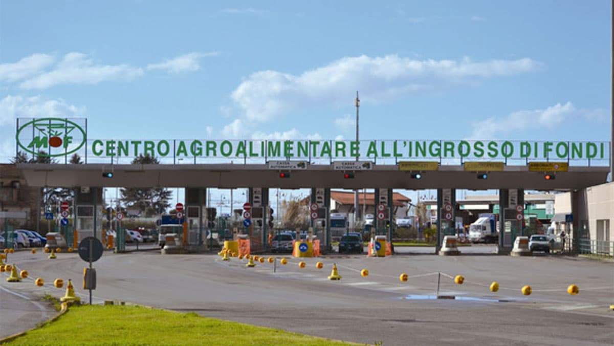 CORONAVIRUS - REGIONE E PREFETTURA BLOCCANO FONDI MA SALVANO IL MOF