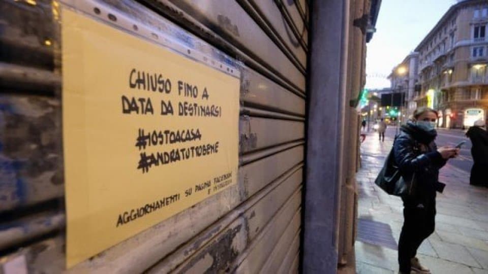 Minturno come il resto d'Italia è ferma. Quasi tutte le attività sono chiuse, intanto il Governo vara il Decreto "Cura Italia"