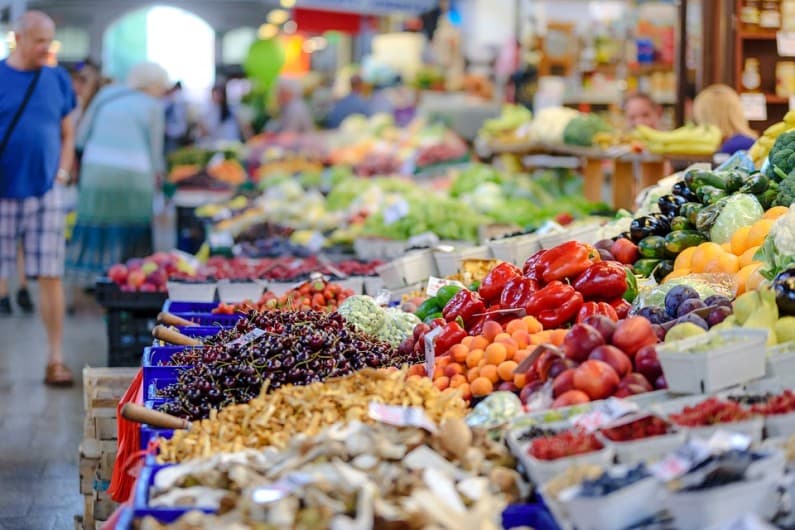 MINTURNO: DA SABATO PROSSIMO 30 TORNA IL MERCATO SETTIMANALE NEL CENTRO E DA MERCOLEDÌ 3 GIUGNO PROBABILE RIPRESA COMPLETA A SCAURI